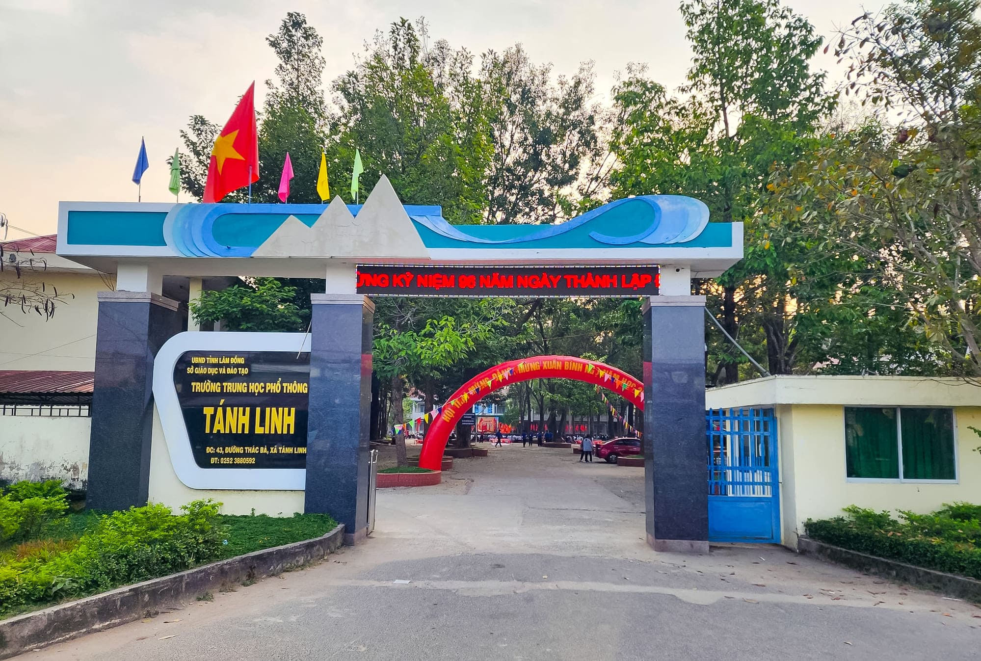 Trường Trung Học Phổ Thông Tánh Linh